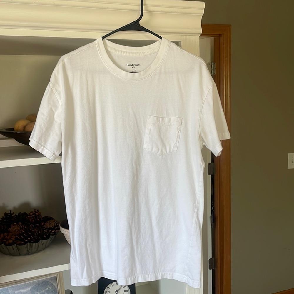 White T shirt